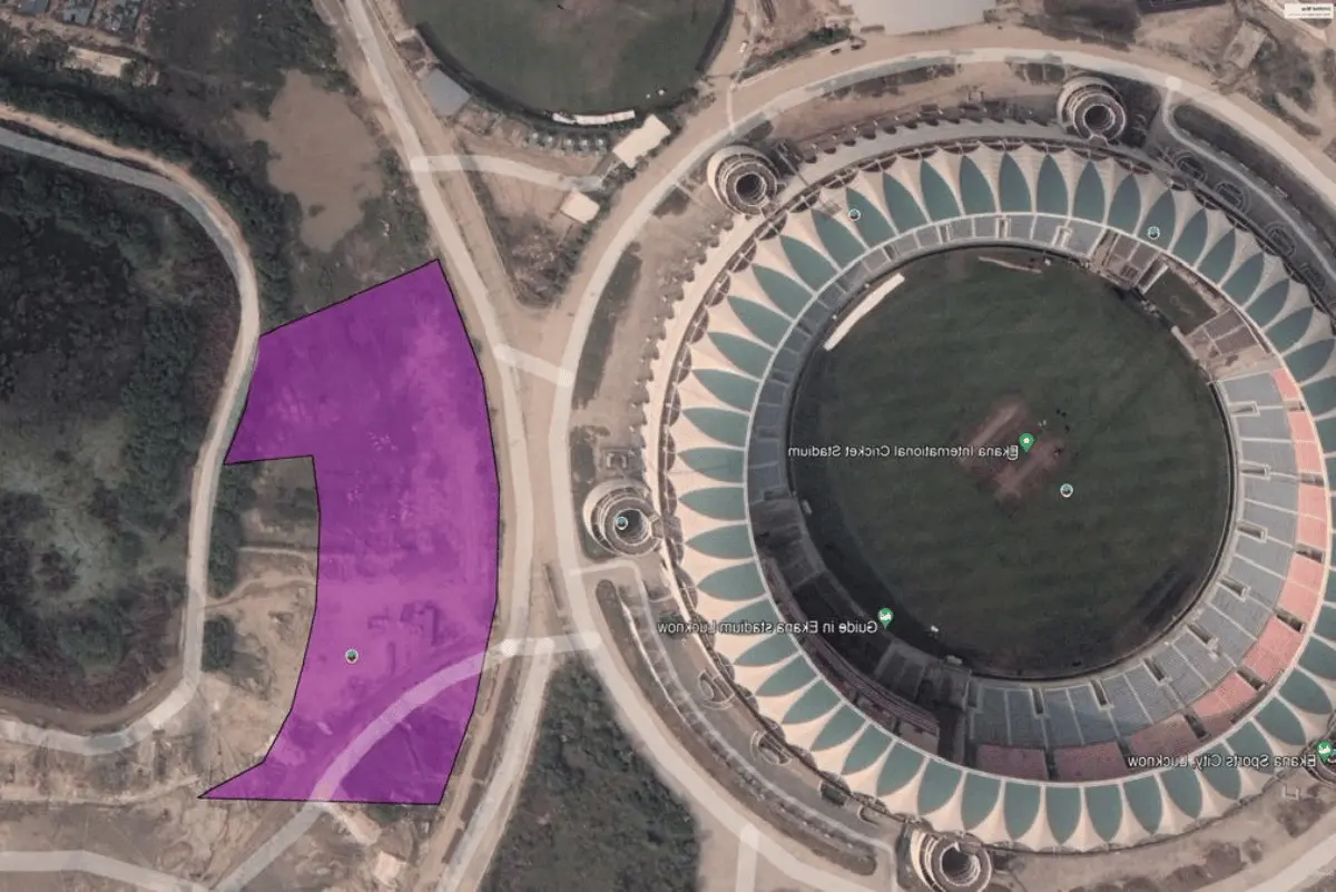 Ekana Business Centre